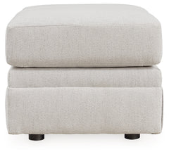 Maitelynn Ottoman