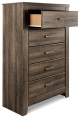 Juararo King Poster Bed, Chest and Nightstand