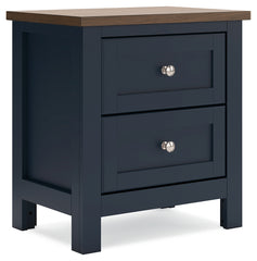 Landocken Nightstand