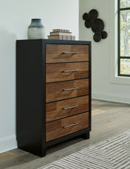 Kraeburn Chest of Drawers